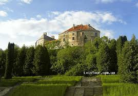 олеський замок